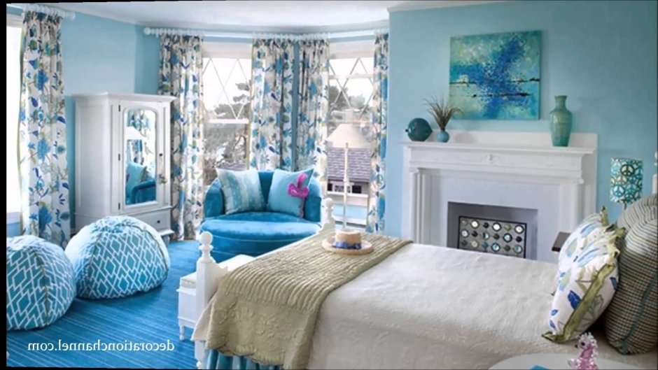 Blue girls bedroom