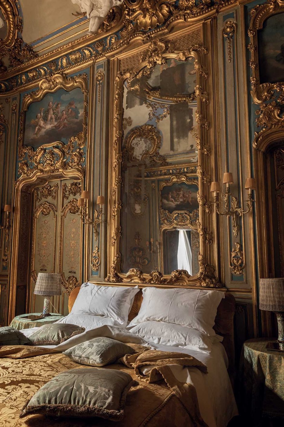 Bedroom in palace