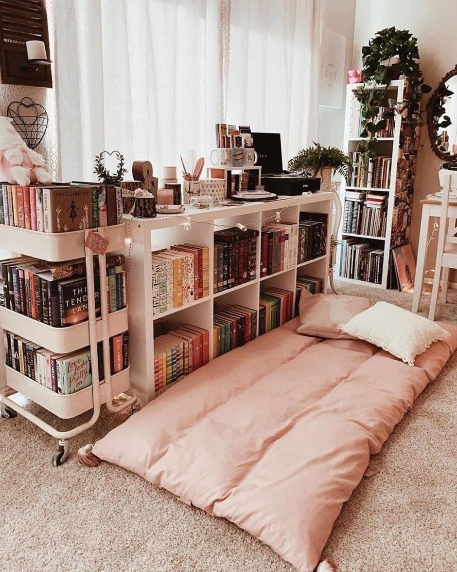 Bedroom cozy bookshelf