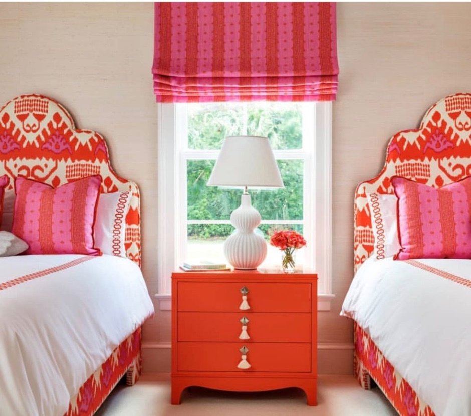 Red colour in bedroom