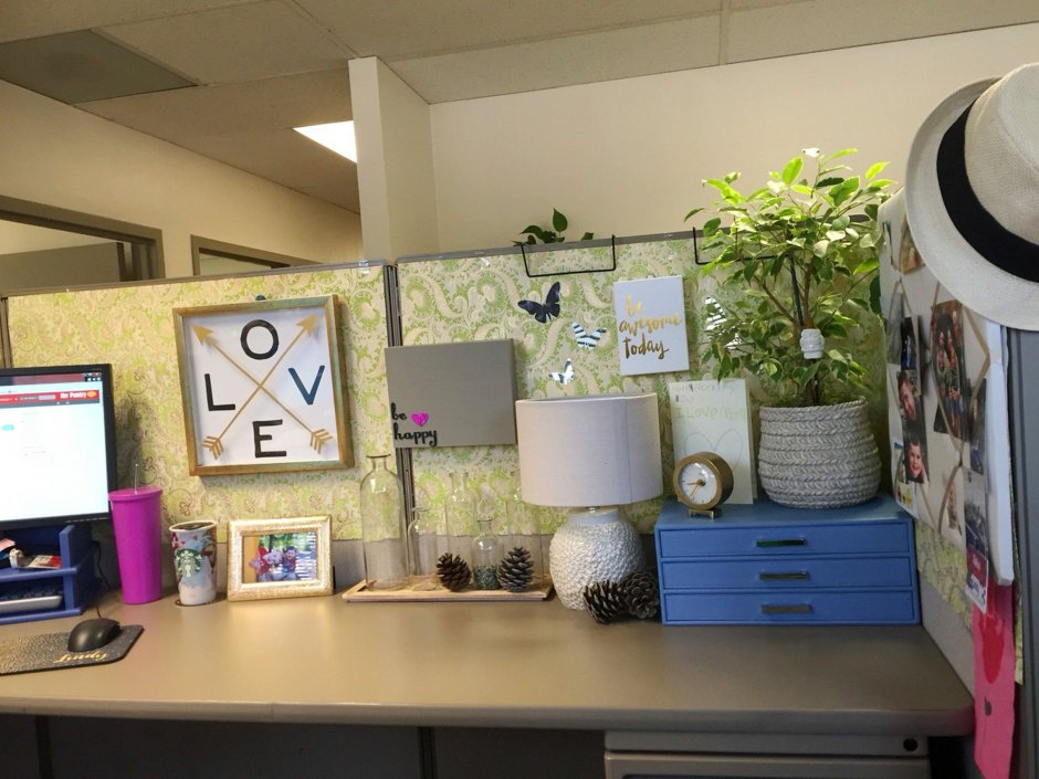 Decorating ideas for office at work