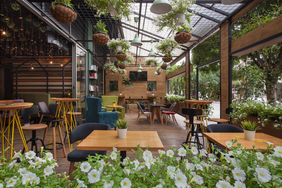 Open garden restaurant