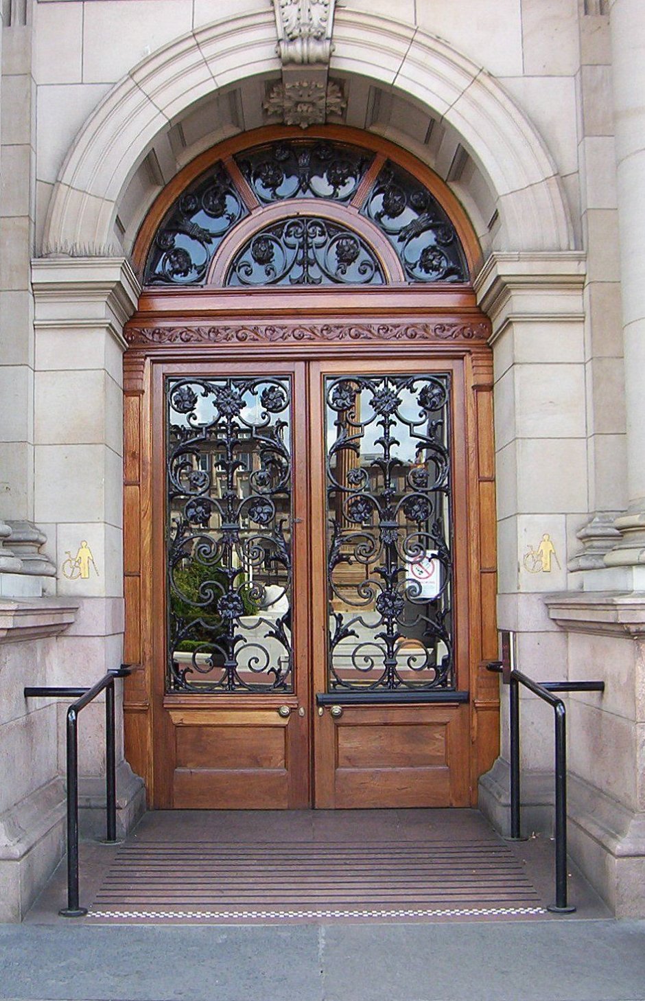 Front door gates