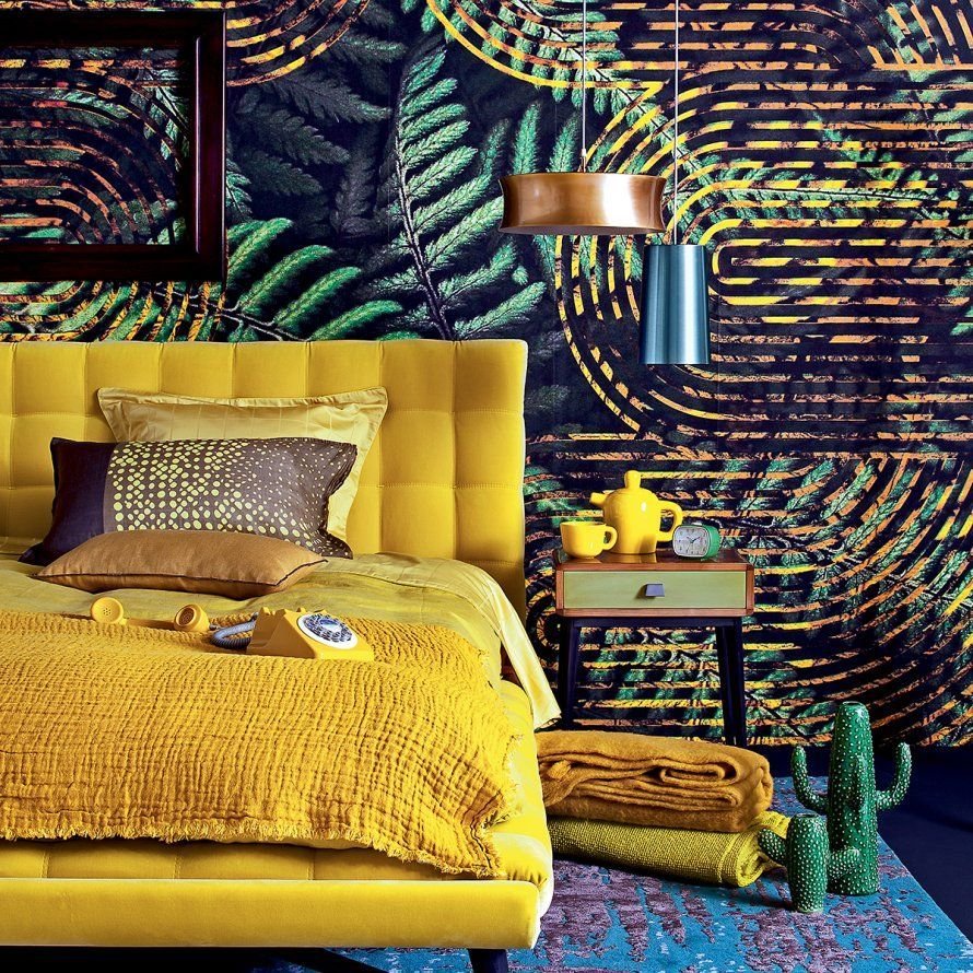 Bedding for yellow walls