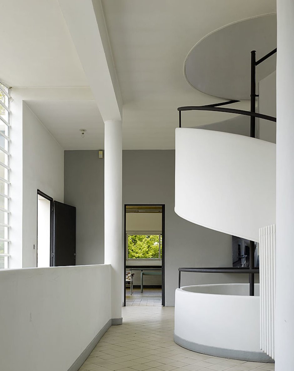 Villa Savoy Le Corbusier inside