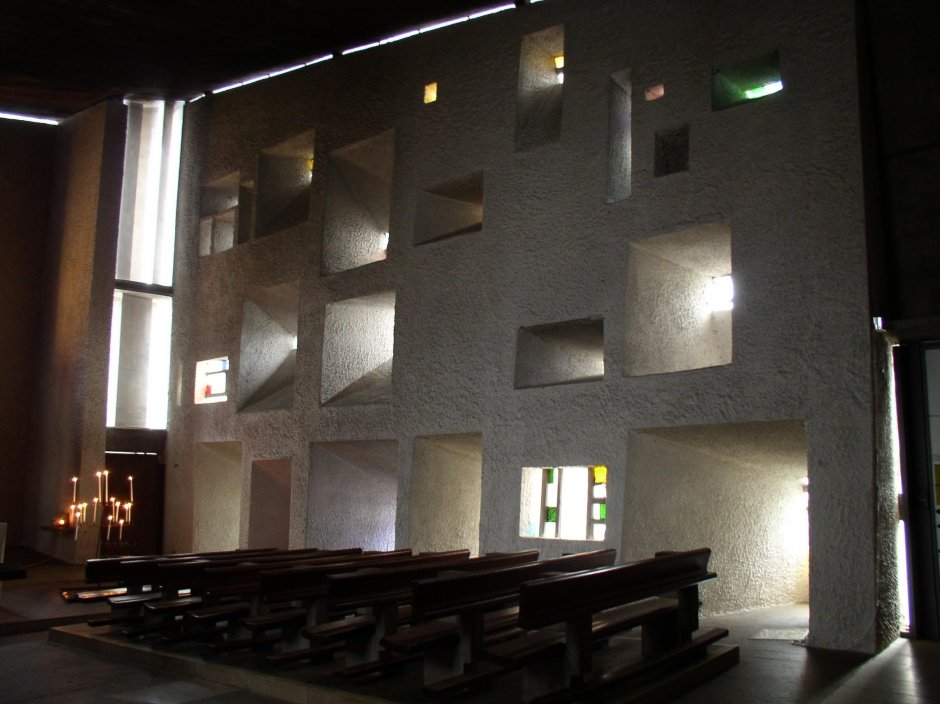 Le Corbusier interiors Villa wall with niches