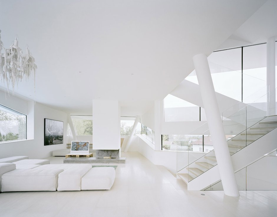 Minimalism in the architecture of the interior
