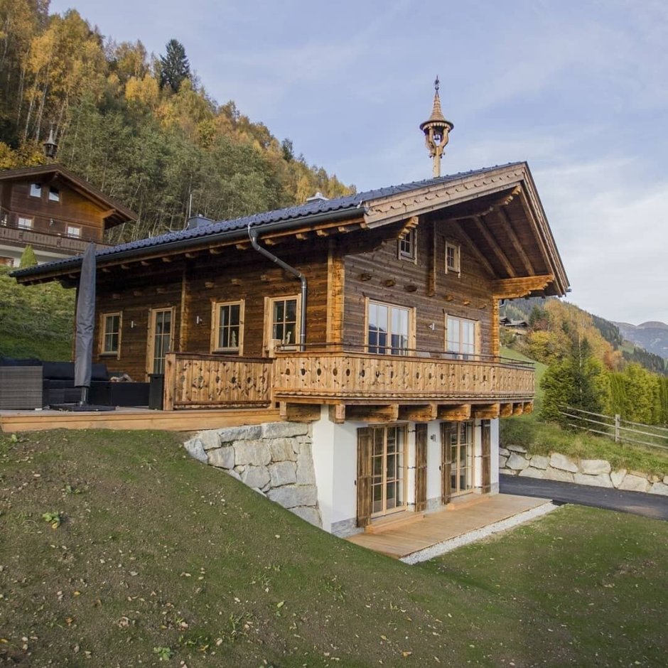 Country House on Copper Lake "Honka" 450m2