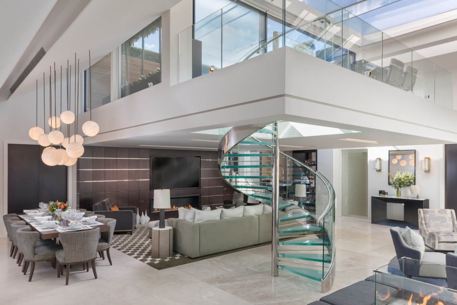Two -level penthouse