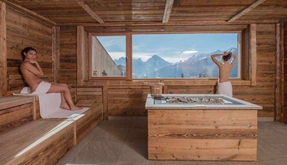 Finnish sauna and bathtub spa