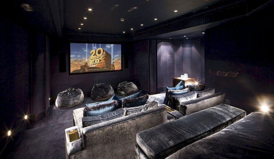Home cinema in the mansion