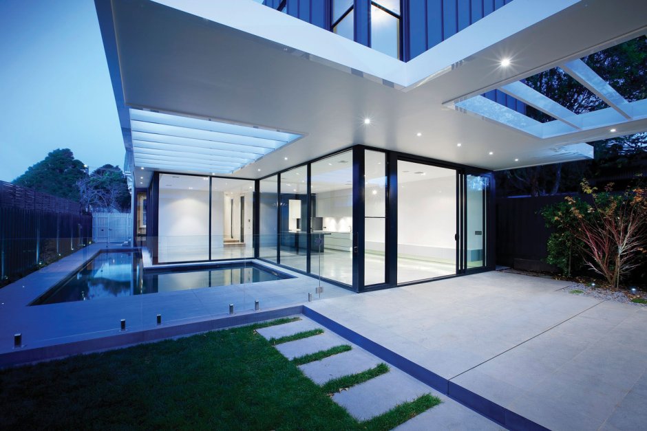 Glass facade in a private house