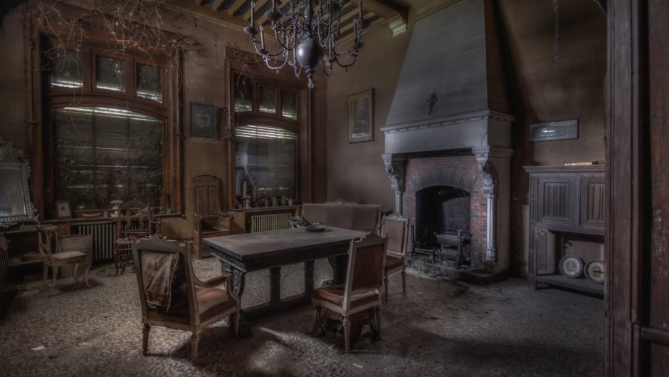 Abandoned mansions in England of the 19th century