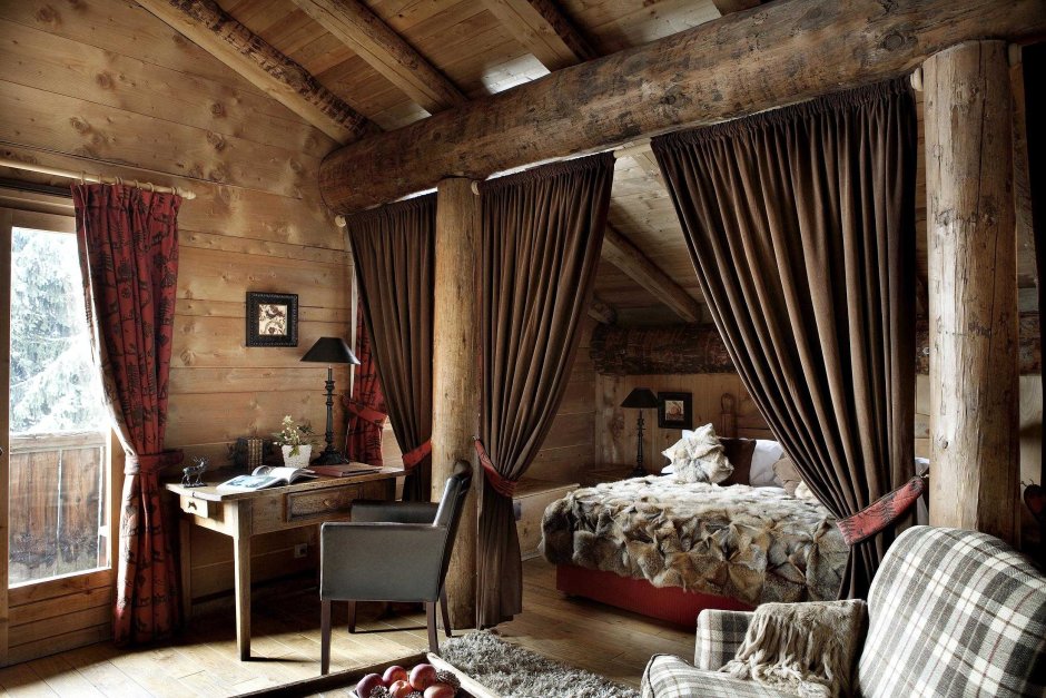Country and chalet style bedroom