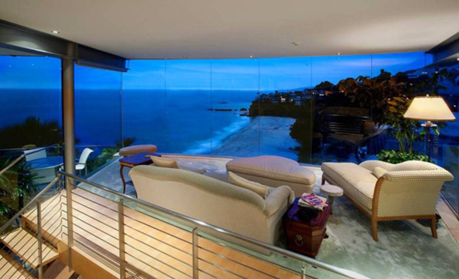 Luxurious mansion in the lagoon beach