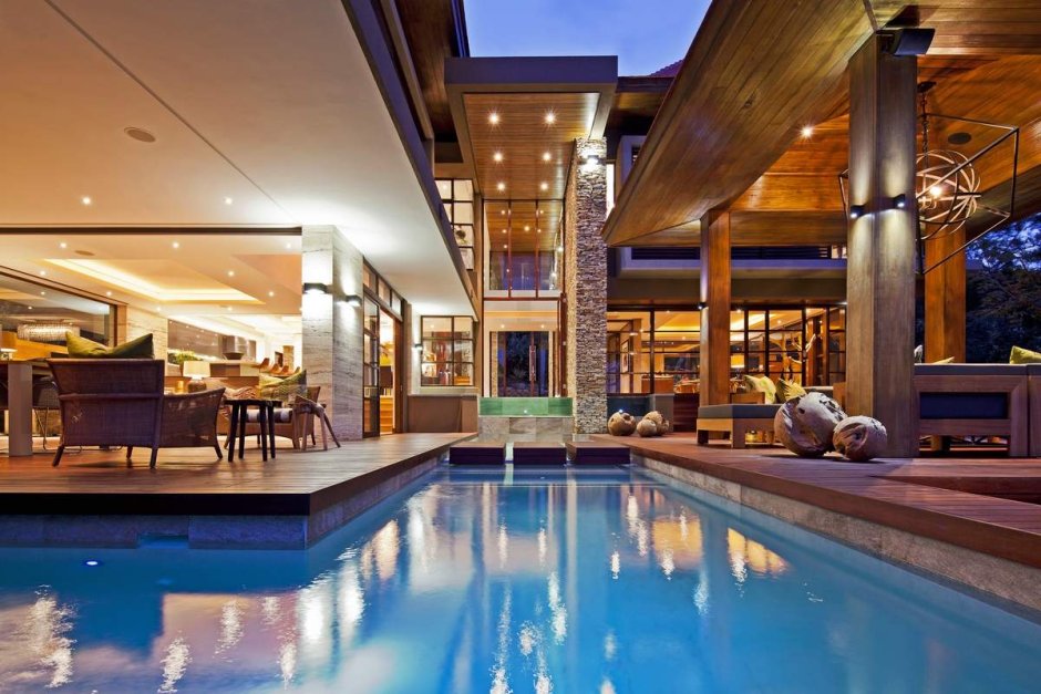 Luxurious pool in the house