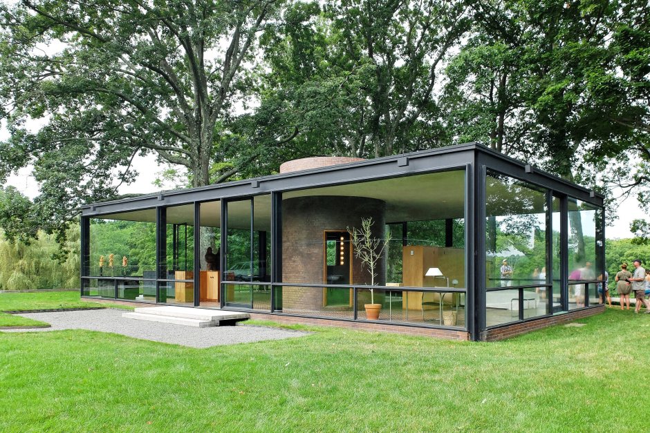 The glass house of Philip Johnson (1949)