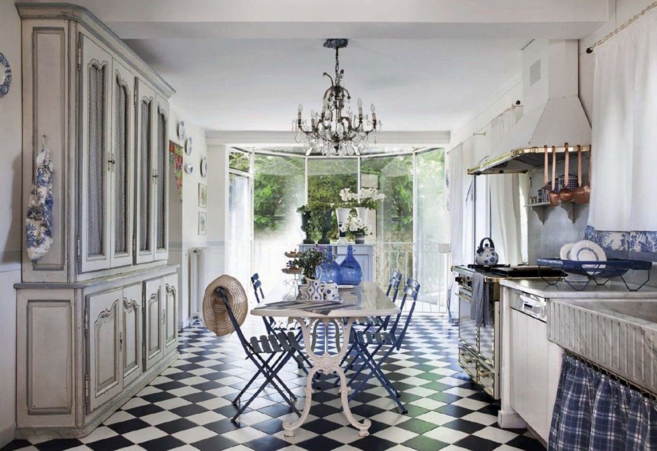 Kitchen in the style of French Provence