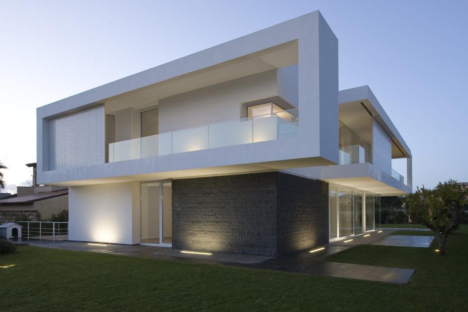 Modern House in Italy
