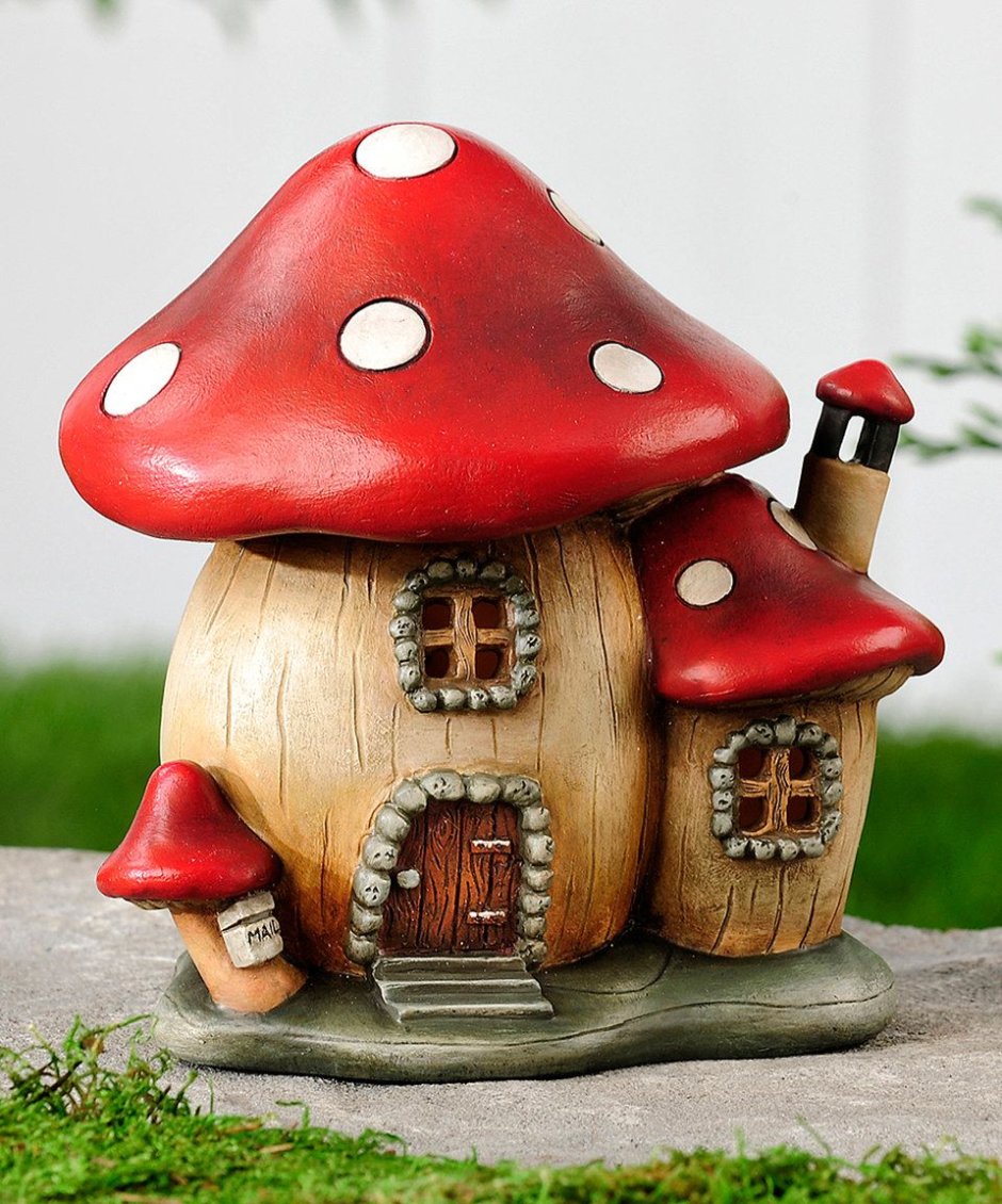 Fairy -tale house made of clay