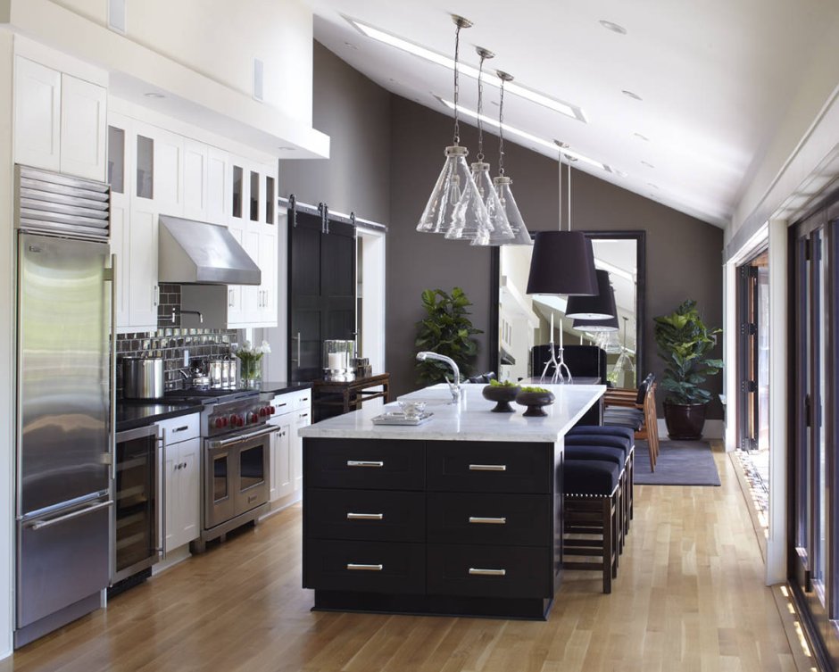 Kitchens in a house with large ceilings