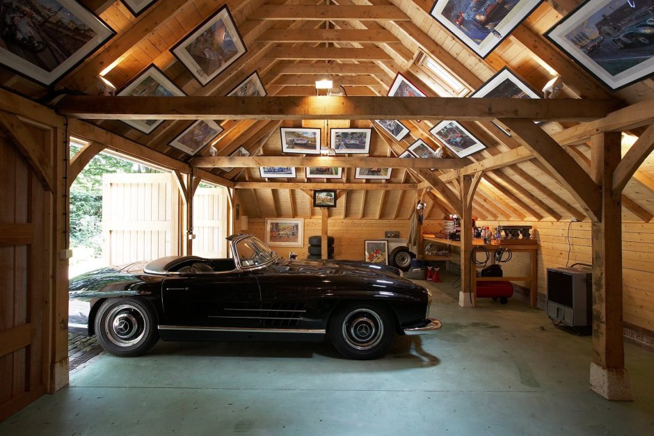 Beautiful garage