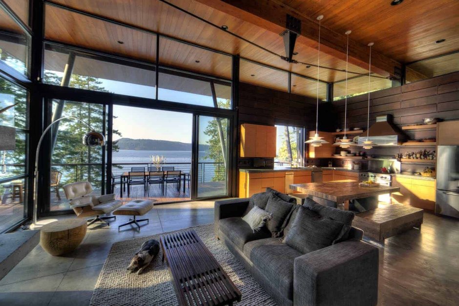 Beautiful living rooms with panoramic windows