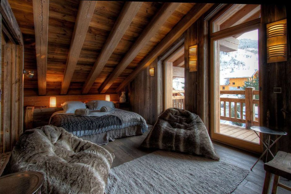 Chalet with a fireplace alp