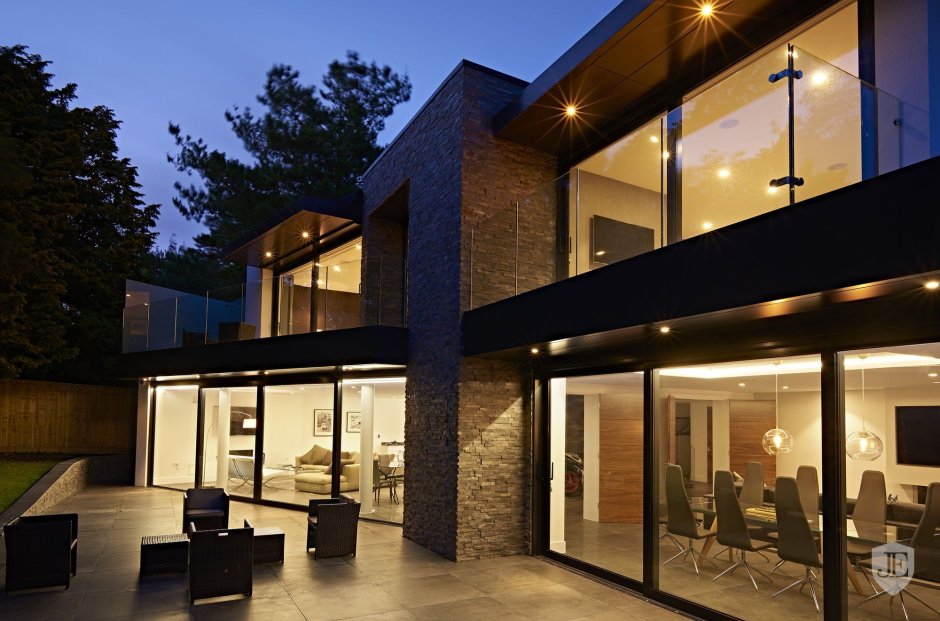 House extension in a modern style