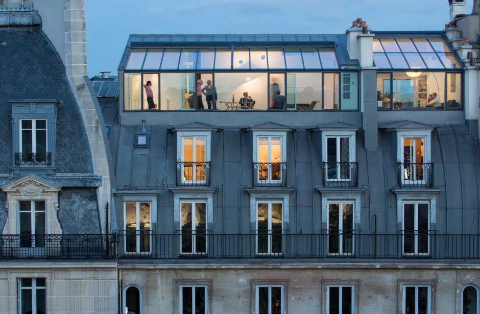 Hossmenna building, Paris