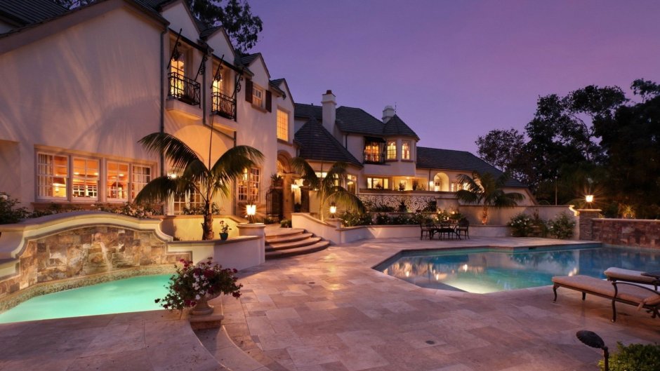 Big House with A Pool