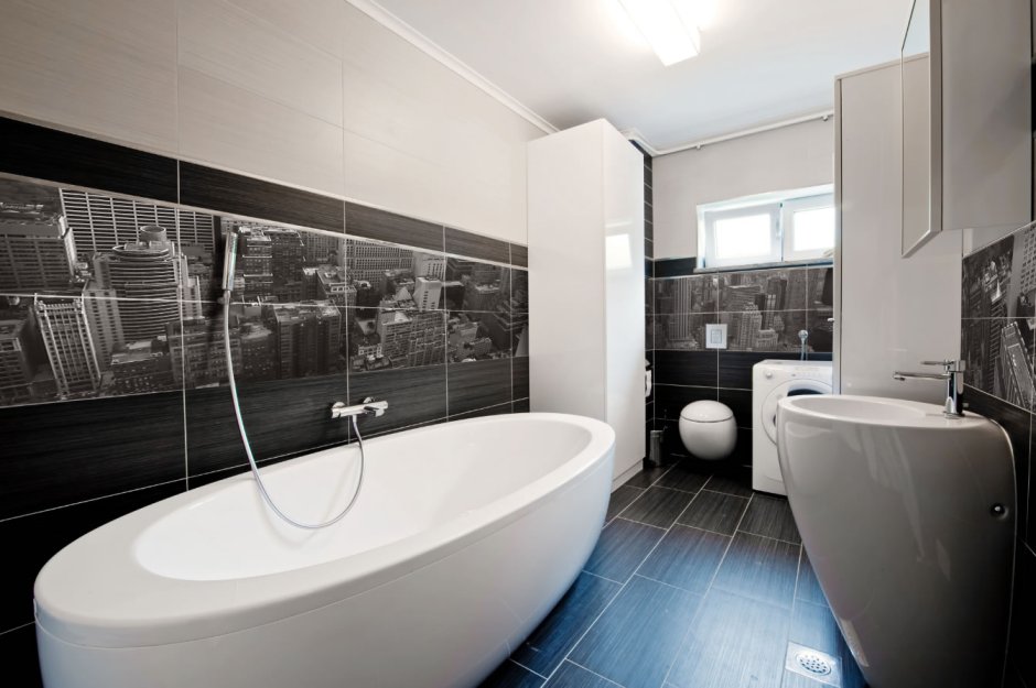 Bathroom design in black and white
