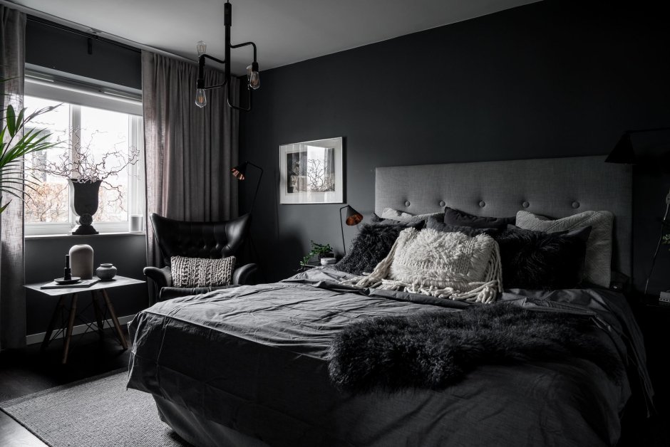Dark bedroom design