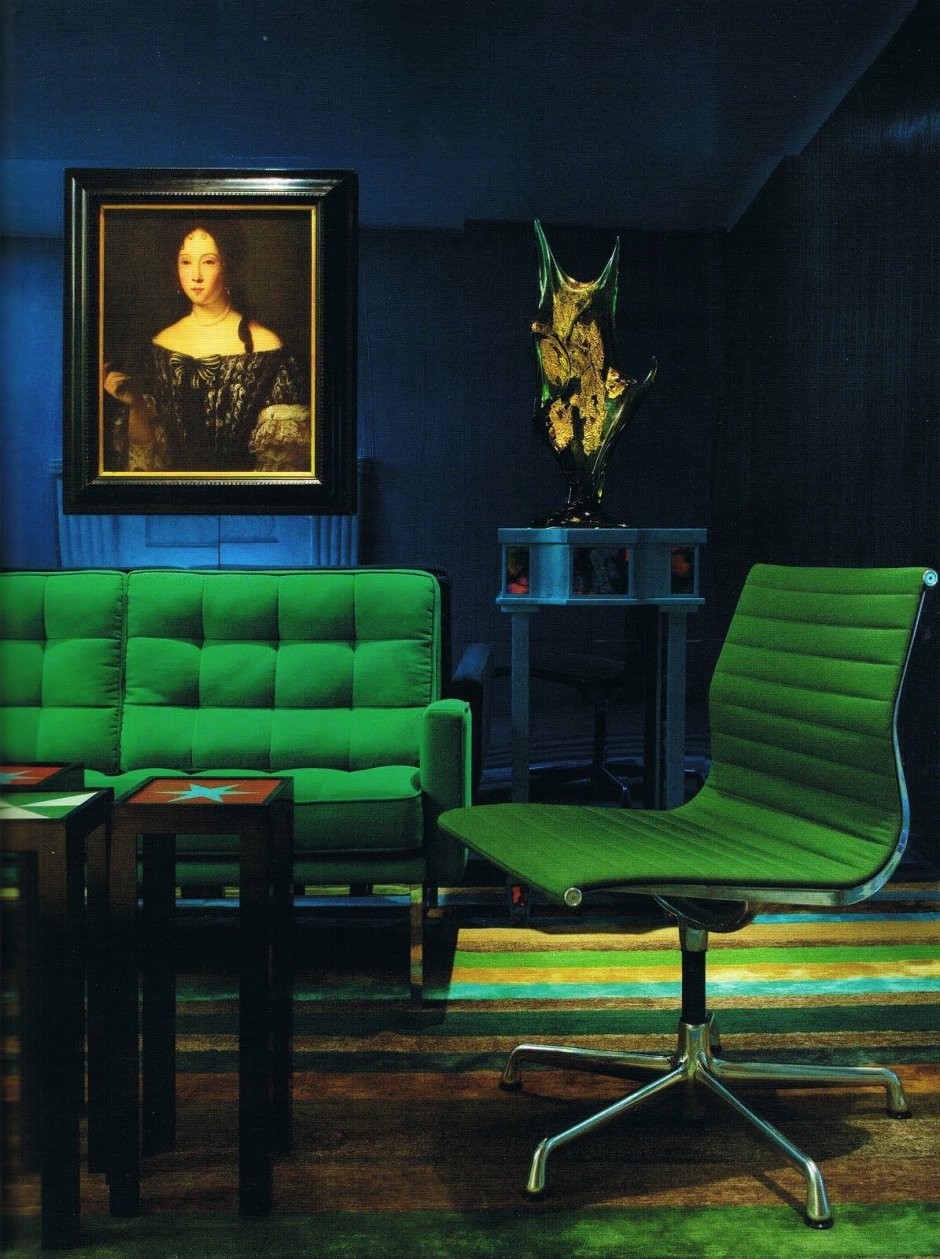 Emerald green room