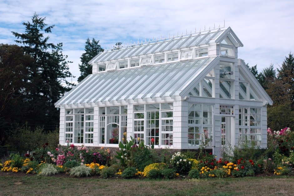Greenhouse living