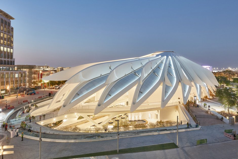 Dubai museum architecture