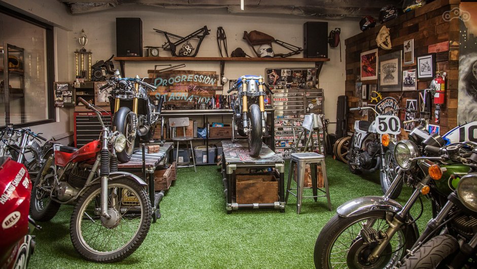 Garage custom moto