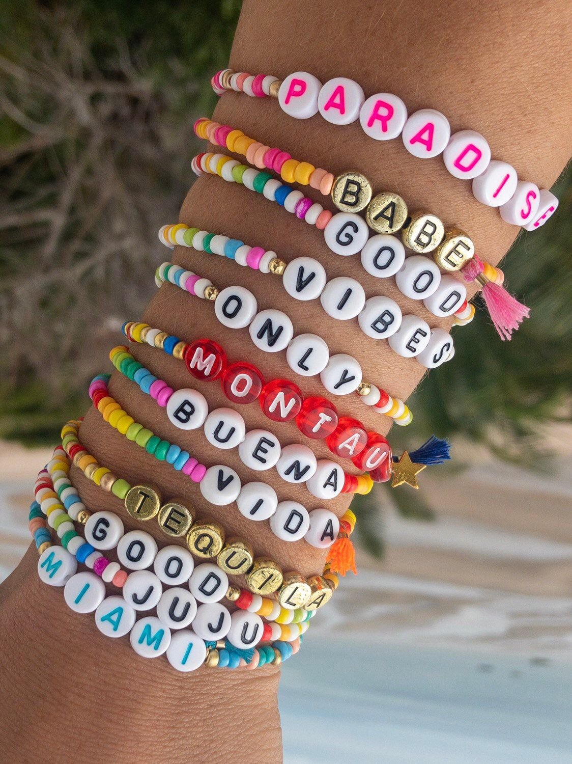 Purl Soho | Beautiful Yarn For Beautiful Knitting | Friendship bracelet  patterns, Friendship bracelets, Bracelet patterns