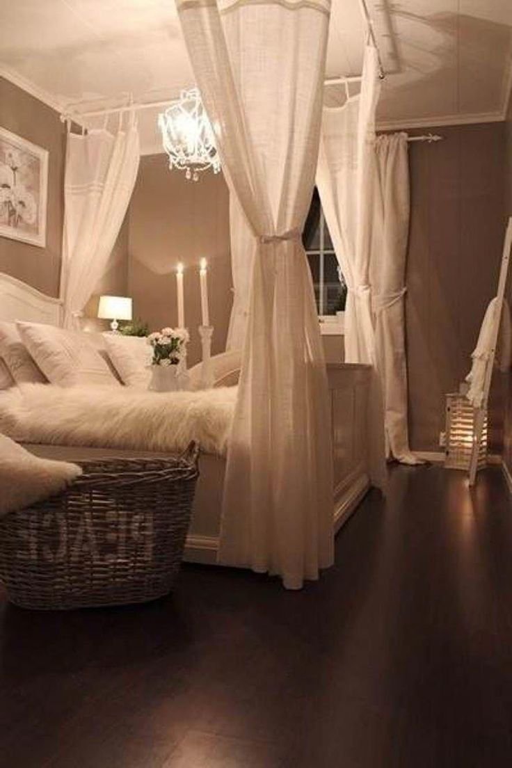 Romantic room