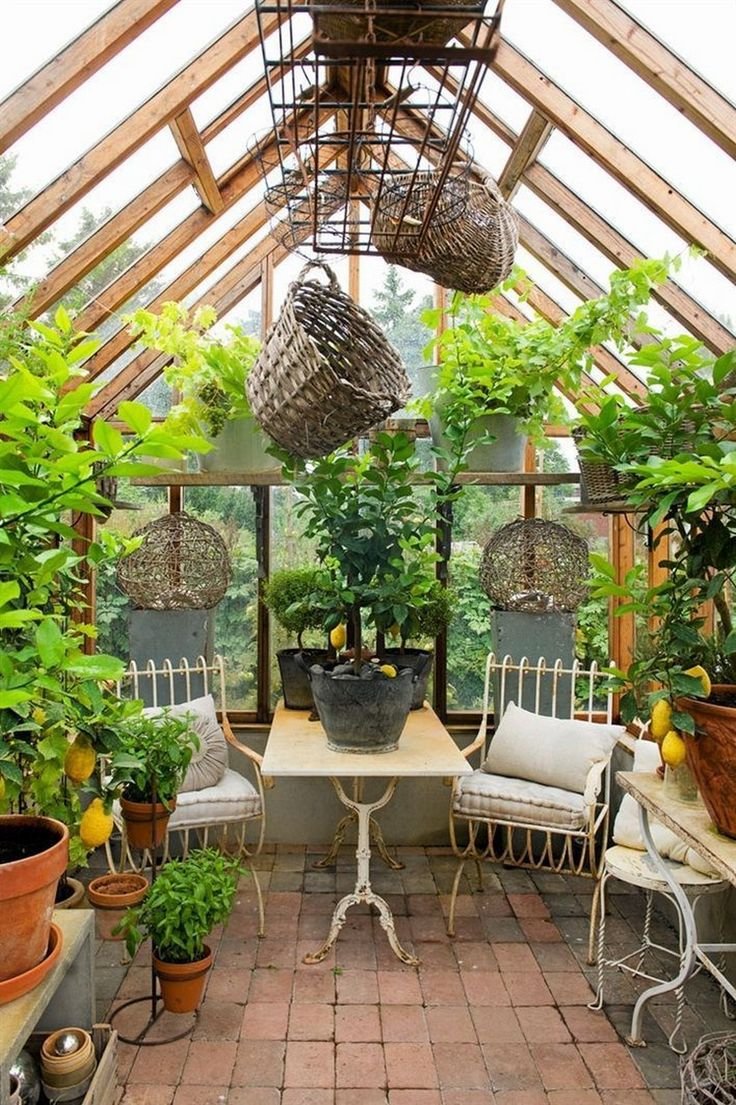 Bar greenhouse