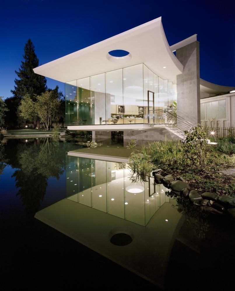 Water glass house