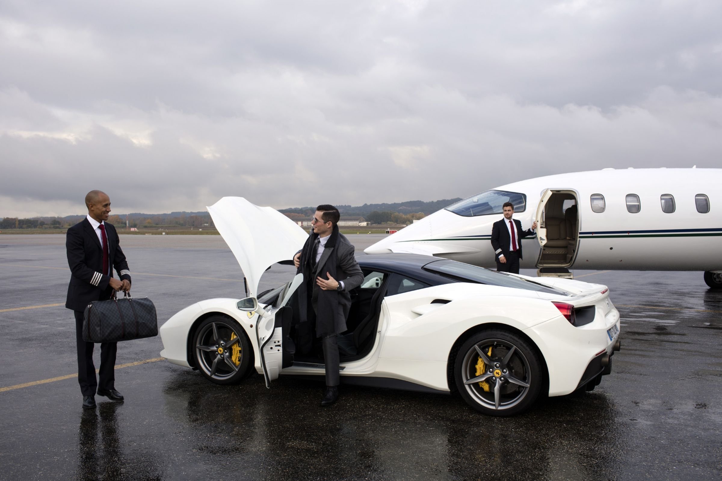 Богатый мужчина 4. Богатая жизнь. Машины богачей. Машины миллионеров. Машины миллиардеров.