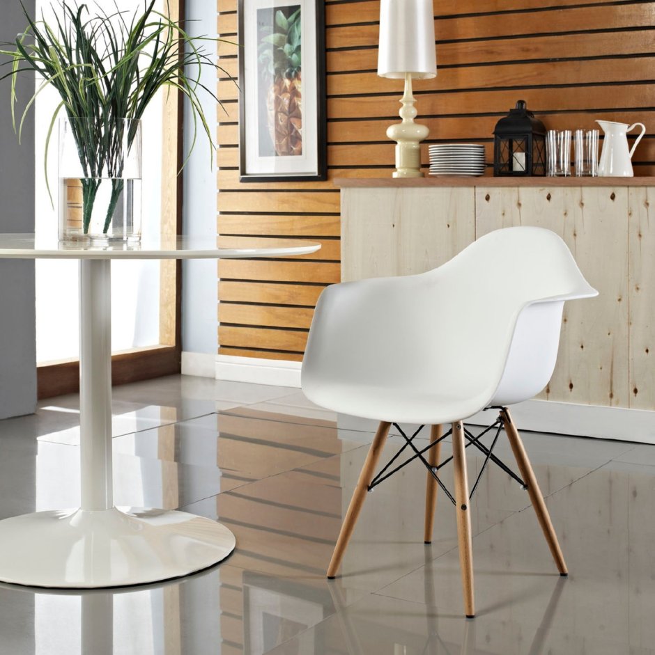 Eames dining chair