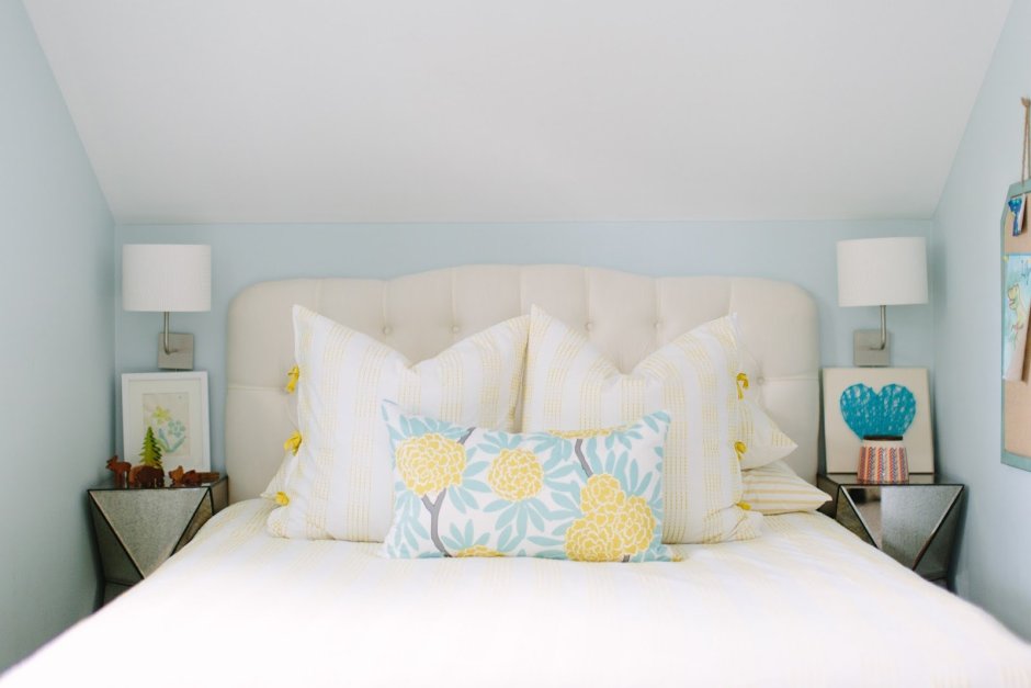 Pastel color bedroom