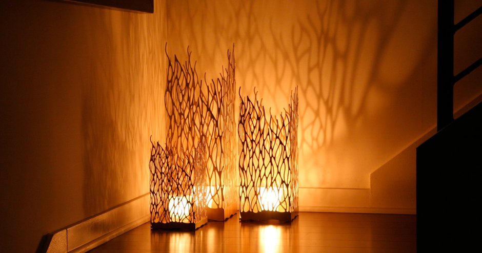 Paper carved lamp