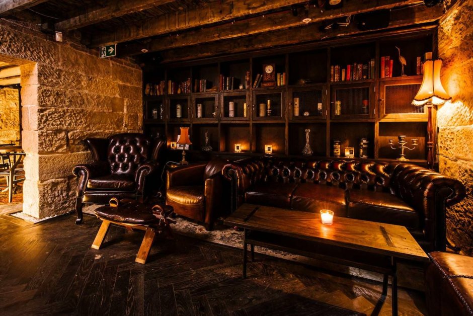 Whisky bar lounges