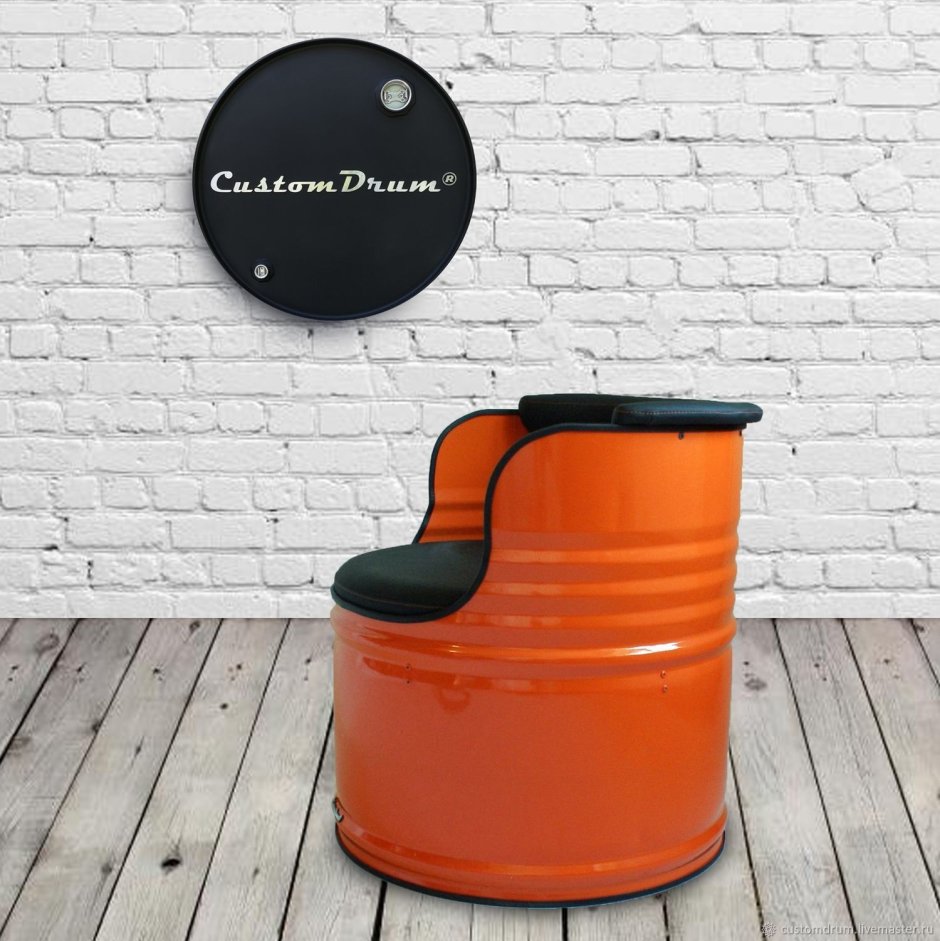 Barrel chair
