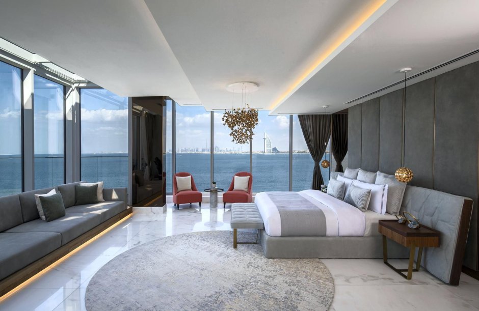 Dubai luxury clinic