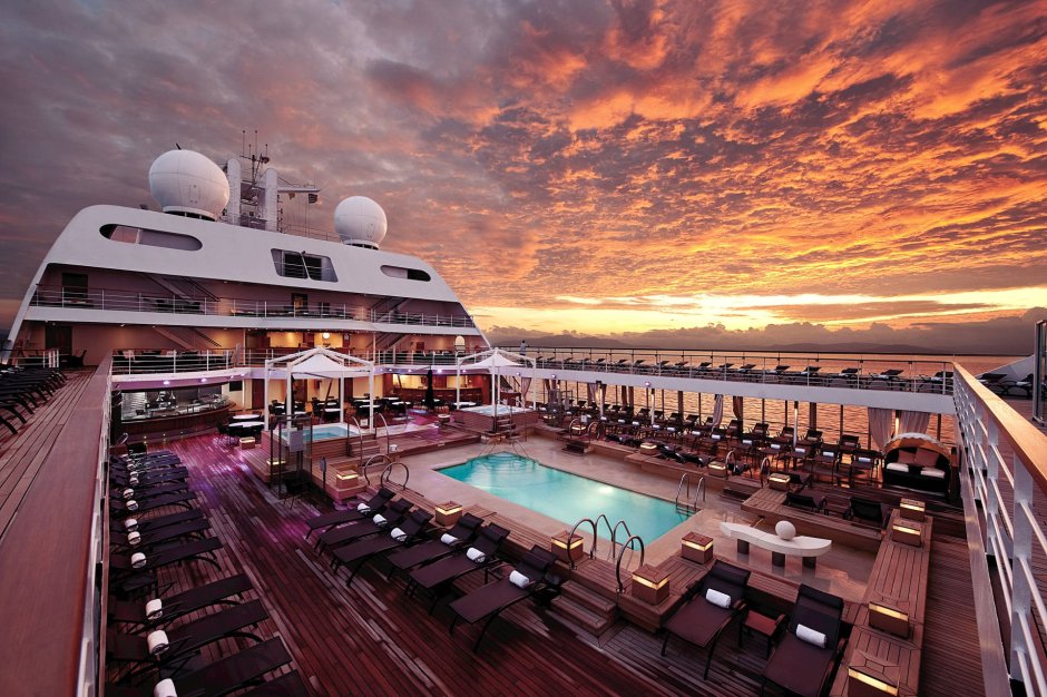 Luxury cruise ship