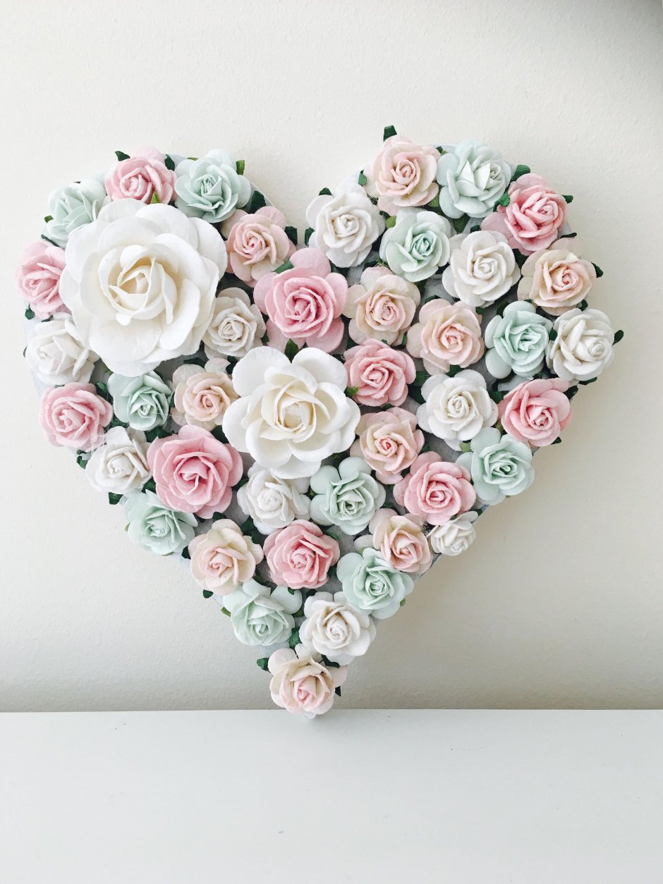 Paper rose heart
